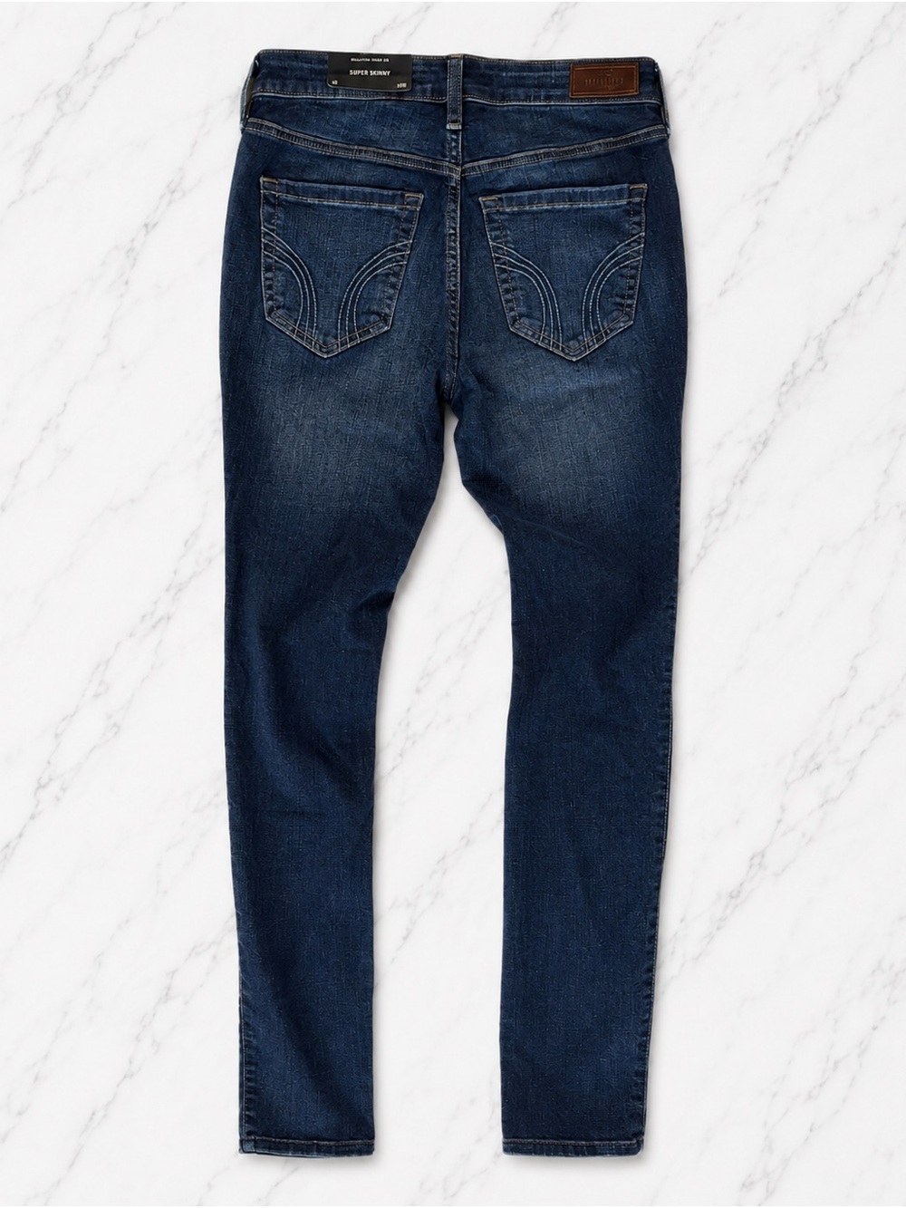 NWT Hollister High-Rise Super Skinny Jeans| Size 6 | Soft Stretch | Dark Wash - Picture 4 of 5